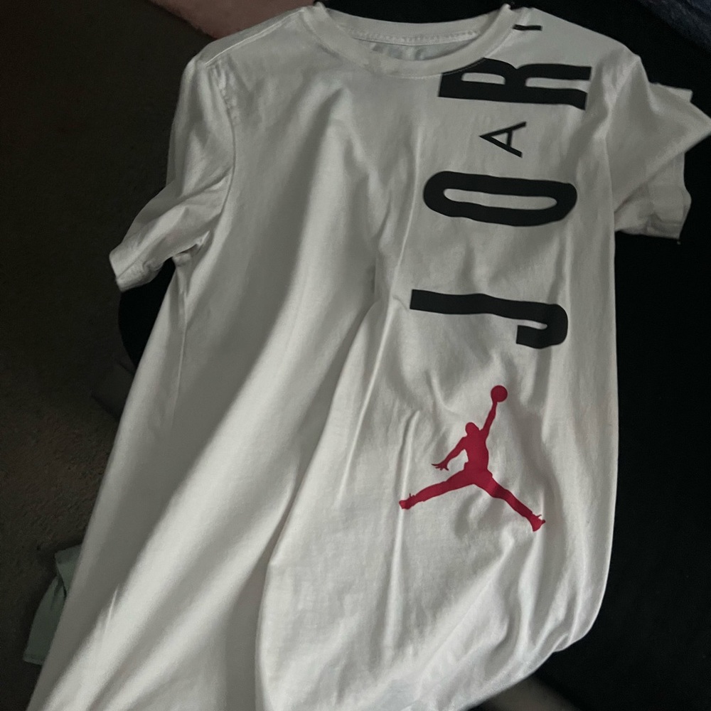 Jordan white shirt